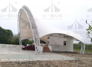 有膜結(jié)構(gòu)舞臺(tái)相伴的青春